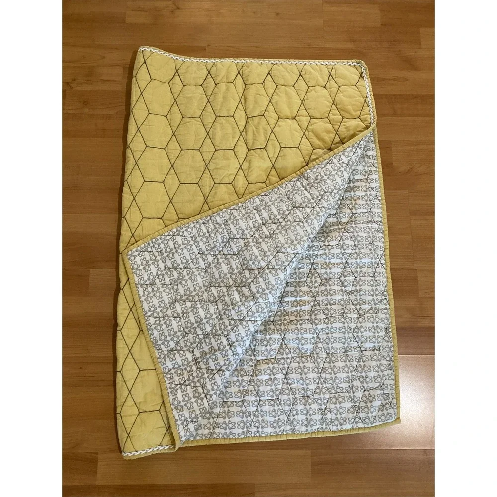 Pottery Barn Kids West Elm Yellow Gold Gray Honeycomb Crib Nursery Quilt